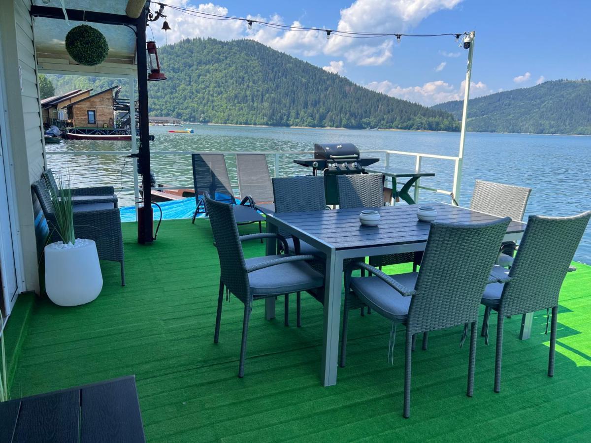 Casa Pe Lac Bicaz Bagian luar foto
